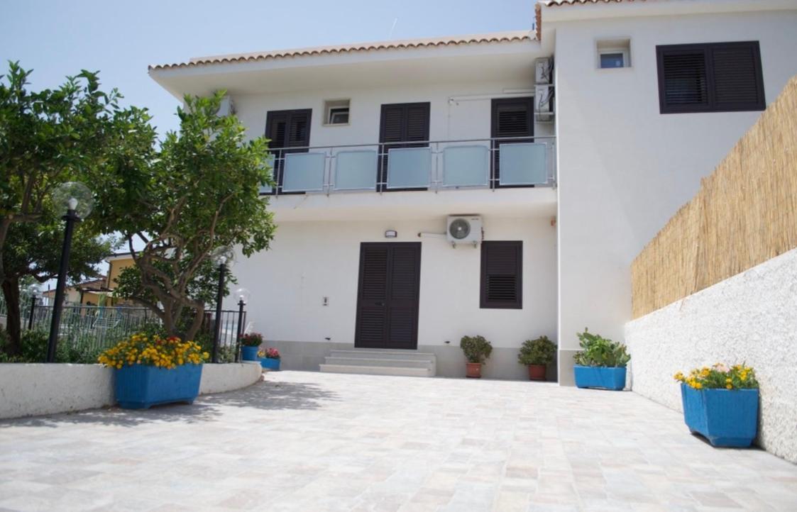 Apartment Almasalo Lido di Noto